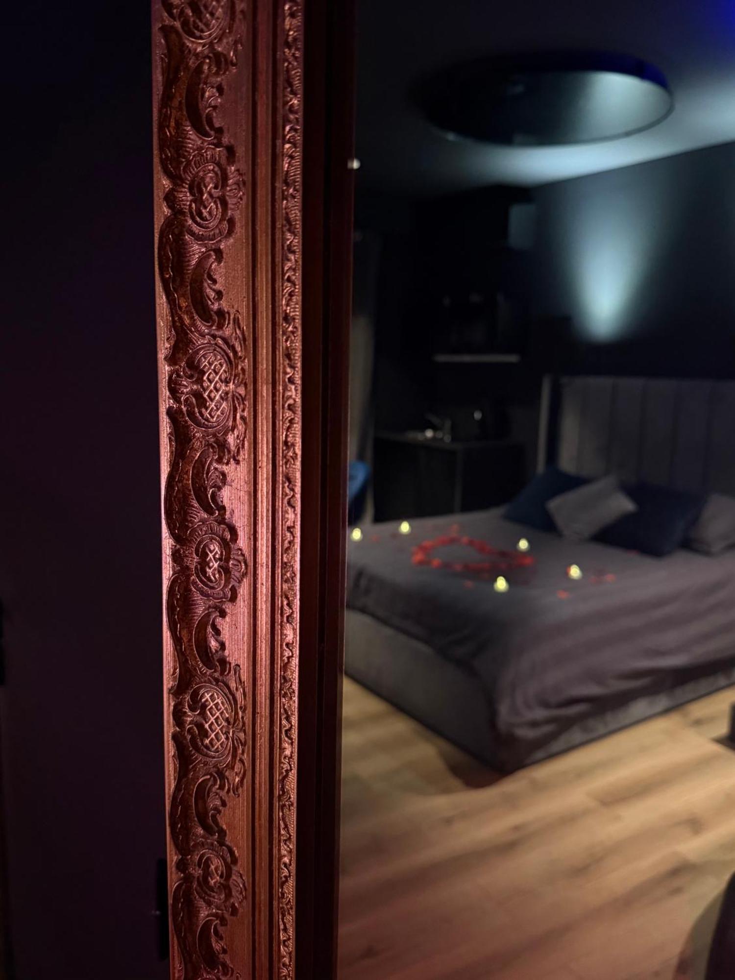 Loft, Studio And Love Rooms Bourg-Saint-Christophe Zewnętrze zdjęcie